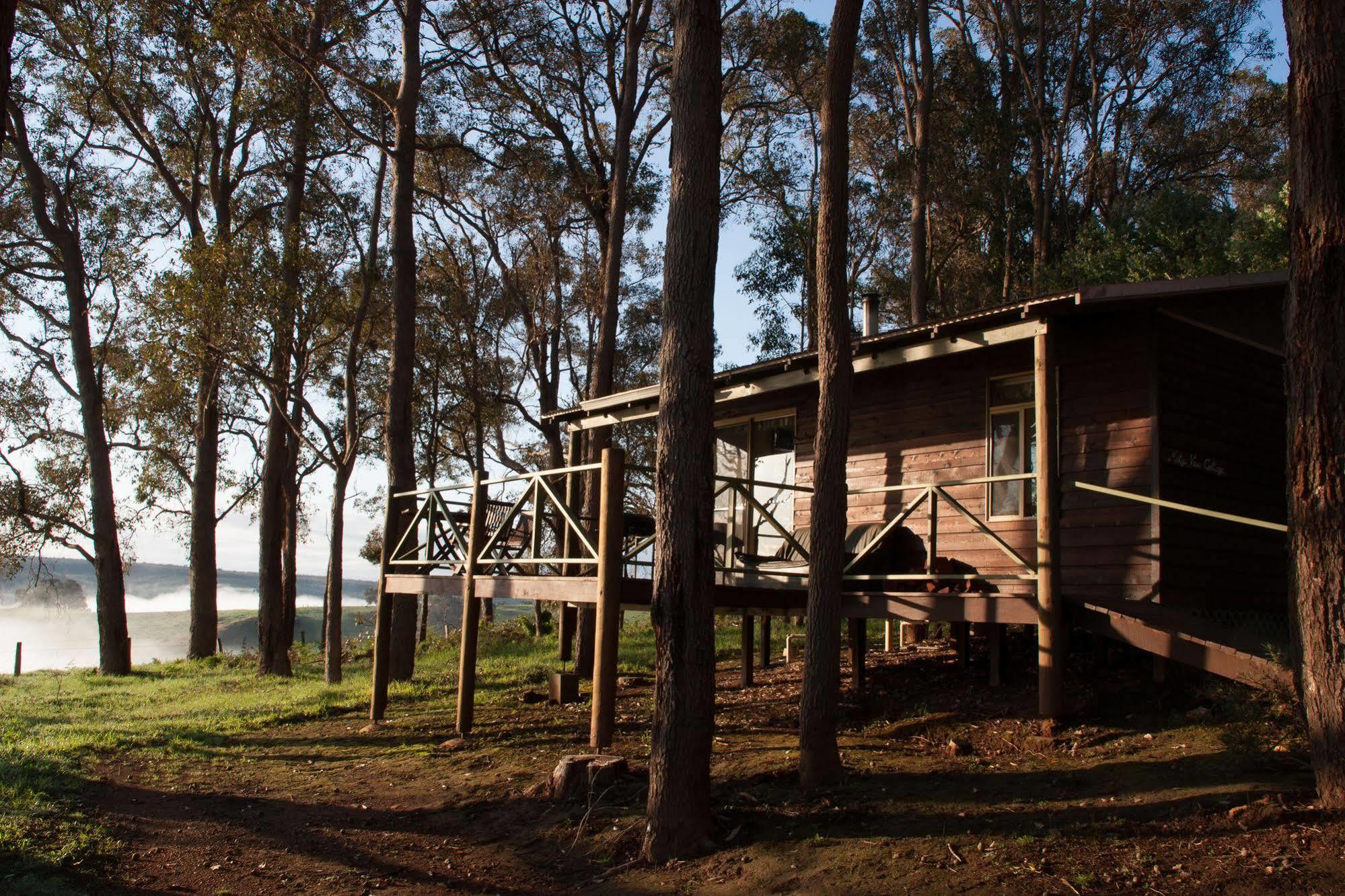 Balingup Heights Hilltop Forest Cottages Exterior foto